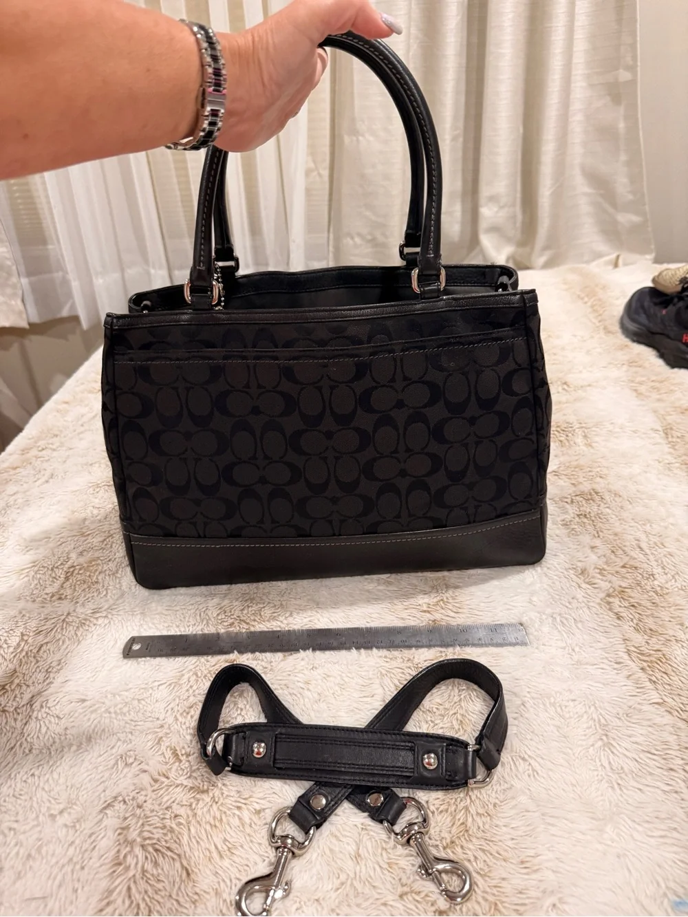 Coach Park Signature Large Carryall F23292 Black Jacquard Leather Tote Shoulder